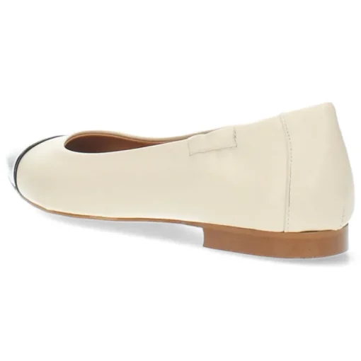 Beige ballerina's