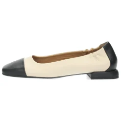 Beige ballerina's