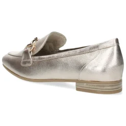 Beige mocassins