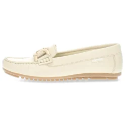 Beige mocassins