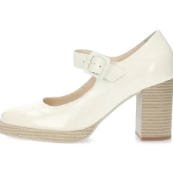 Beige pumps