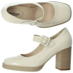 Beige pumps