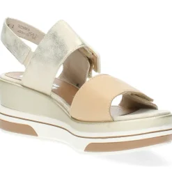 Beige sandalen