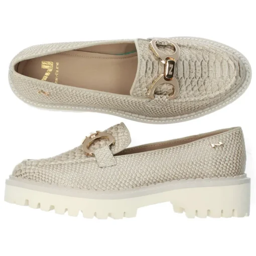 Bronzen loafers