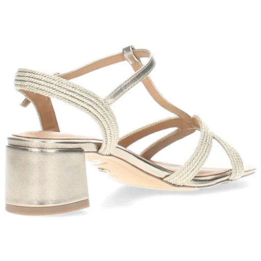 Bronzen sandalen