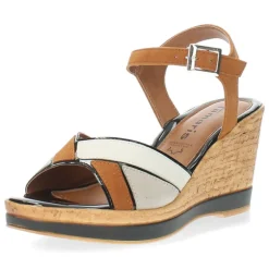 Bruine sandalen