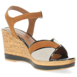 Bruine sandalen