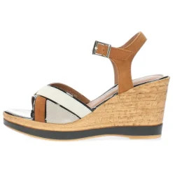 Bruine sandalen
