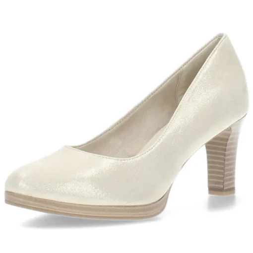Champagne pumps