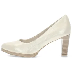 Champagne pumps