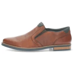 Cognac slip-ons