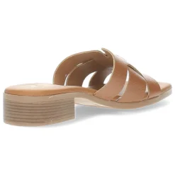 Cognac slippers