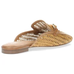 Cognac slippers