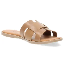 Cognac slippers
