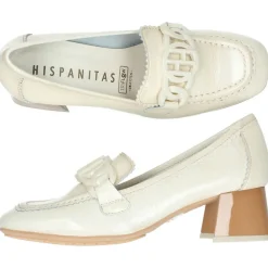 Ecru moccasins op hak