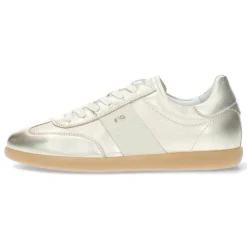 Gouden sneakers