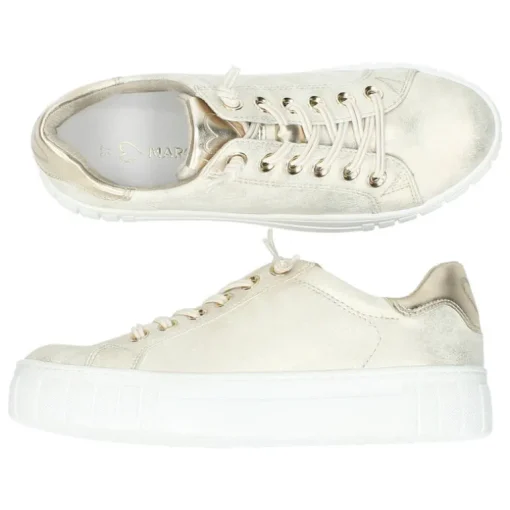 Gouden sneakers
