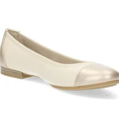 Ivory ballerina's
