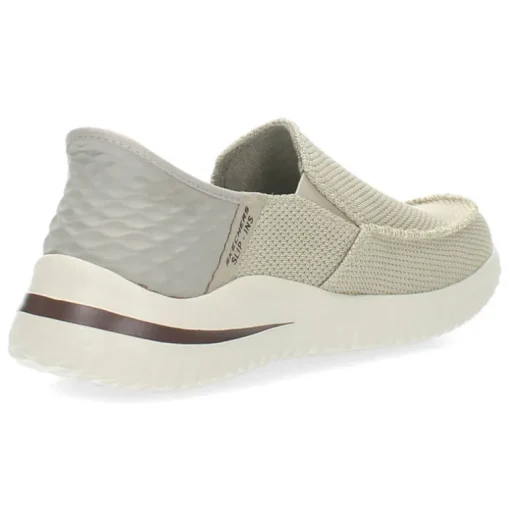 Taupe instappers