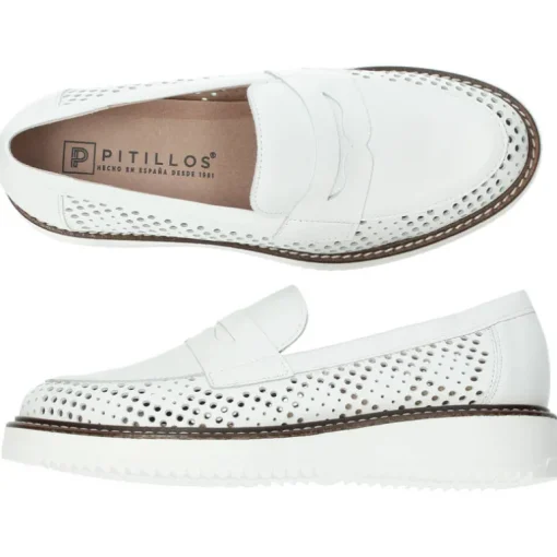 Witte loafers