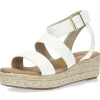 Witte sandalen