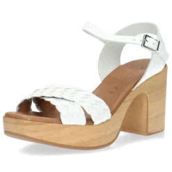 Witte sandalen