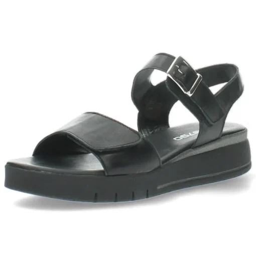 Witte sandalen