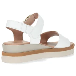 Witte sandalen