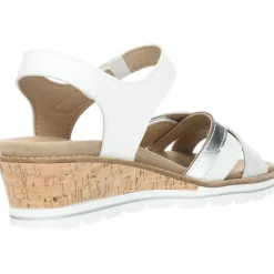 Witte sandalen