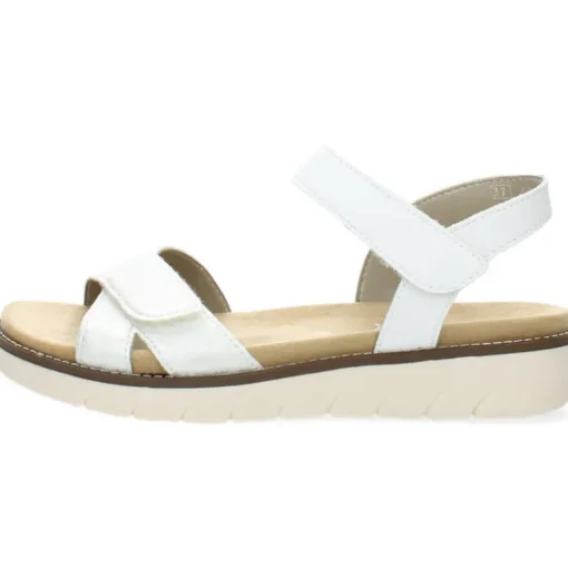 Witte sandalen