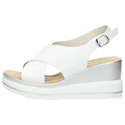 Witte sandalen