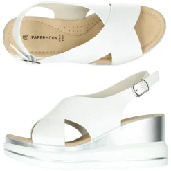 Witte sandalen