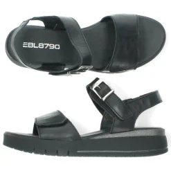 Witte sandalen