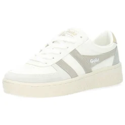 Witte sneakers