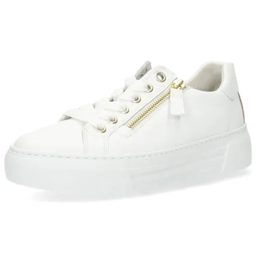 Witte sneakers