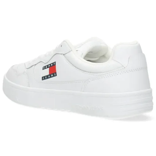 Witte sneakers