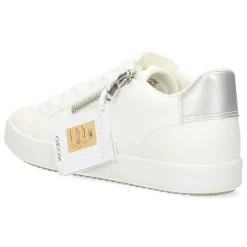 Witte sneakers