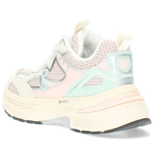 Witte sneakers