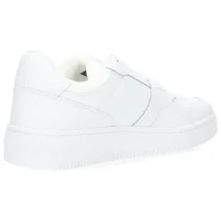 Witte sneakers