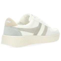 Witte sneakers