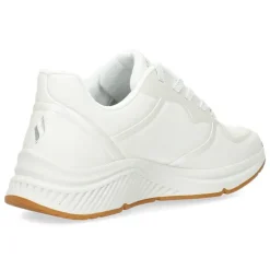 Witte sneakers