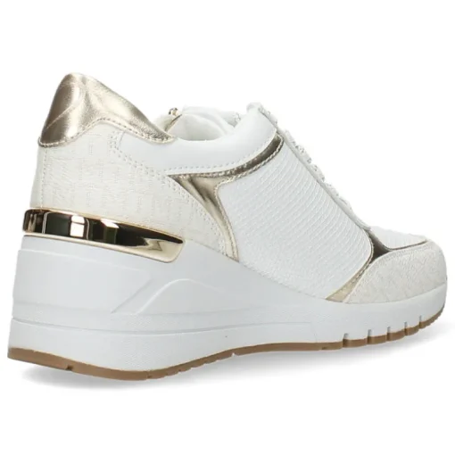 Witte sneakers
