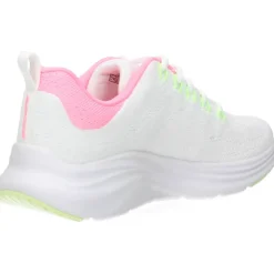 Witte sneakers