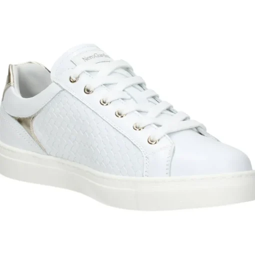 Witte sneakers