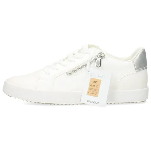 Witte sneakers