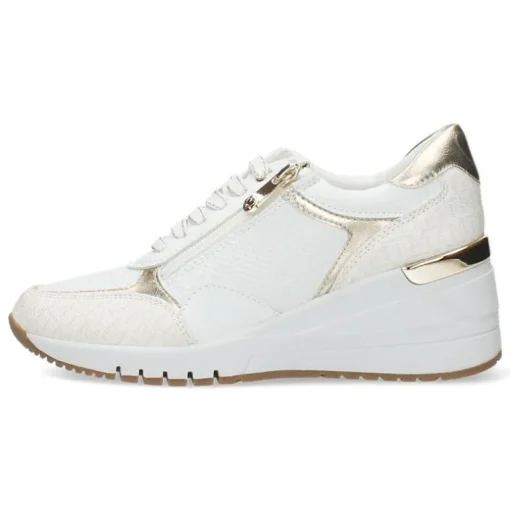 Witte sneakers