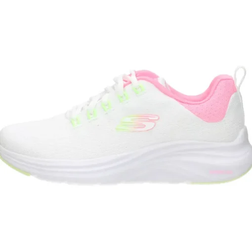 Witte sneakers