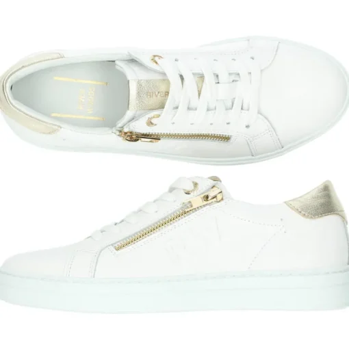Witte sneakers
