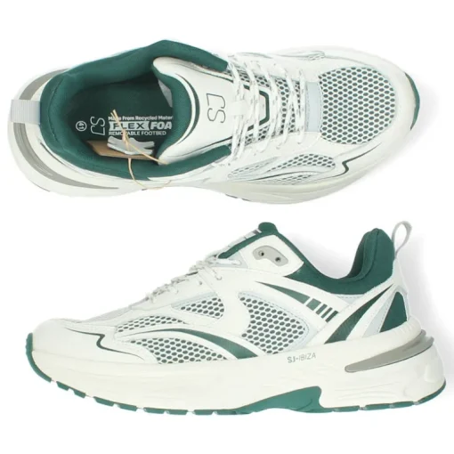Witte sneakers