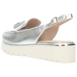 Zilveren slingbacks